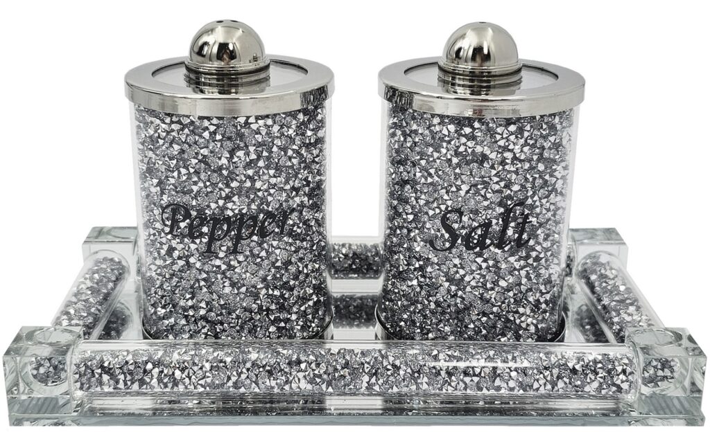 Pojemniki sól/pieprz z tacą