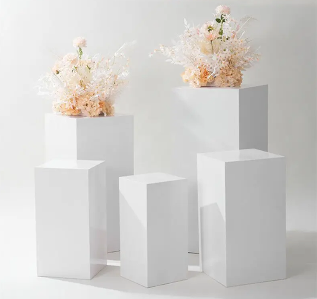 Zestaw kolumn ekspozycyjnych x5 słodki stół prostokąty - obrazek 5